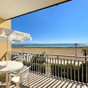 https://villa-fronte-mare-jesolo-lido.hotelslidodijesolo.com